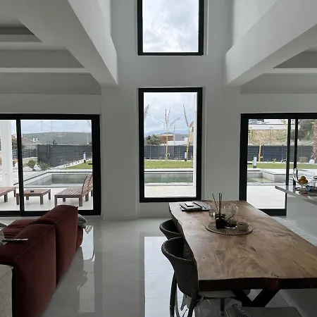 Villa Luxurious In With Private Pool