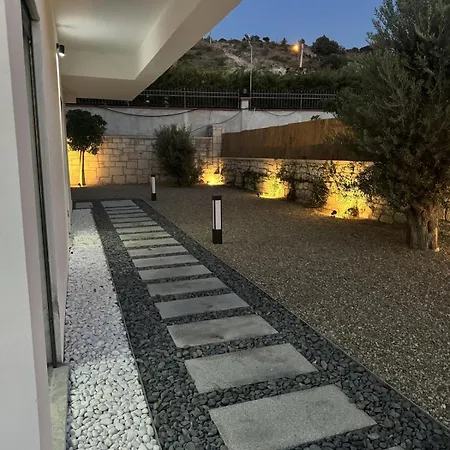 Villa Luxurious In With Private Pool
