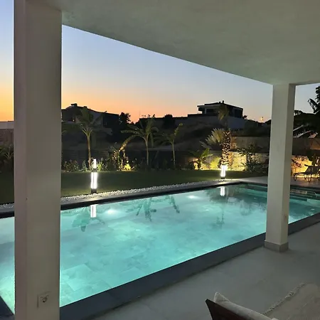 Villa Luxurious In With Private Pool Çeşme