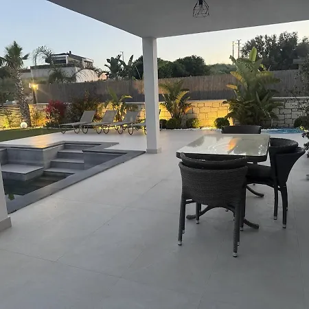 Villa Luxurious In With Private Pool Çeşme