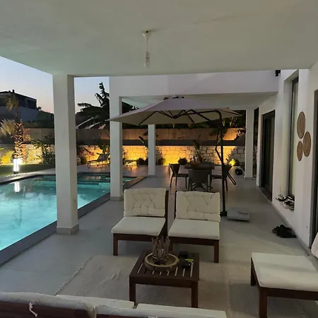 Luxurious In With Private Pool * Çeşme