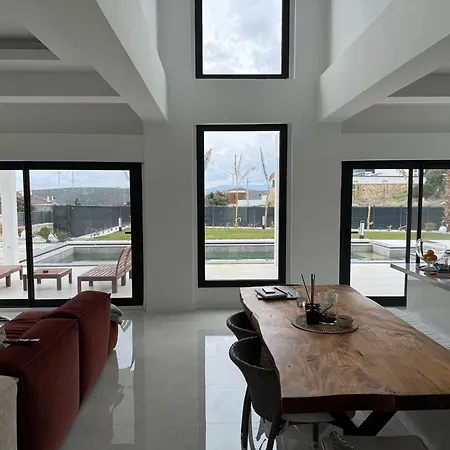 Luxurious In With Private Pool * Çeşme
